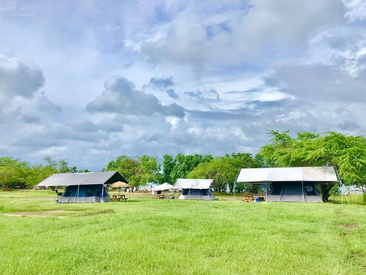 Luxury tent Playa Rustica Off Road Beach Campground - 4X4 Vehicle Access Hotel Boqueron